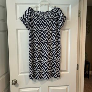 VGUC Lilly Pulitzer Chevron Dress. XL